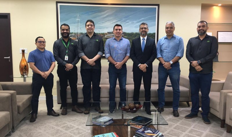 PRESIDENTE LESSA VISITA EMPRESA TW FOREST DE MANEJO SUSTENTÁVEL NO AMAPÁ