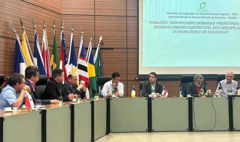 BANCO DA AMAZÔNIA PARTICIPA DE SEMINÁRIO ESTRATÉGICO PARA ABORDAR DEMANDAS RELEVANTES NAS REGIÕES DO MARAJÓ-PA E BAILIQUE-AP