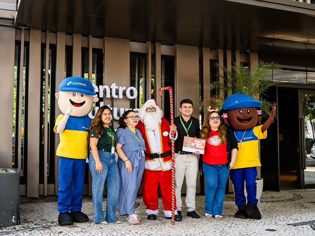 Ação de natal dos Correios no Centro Cultural - Foto 25