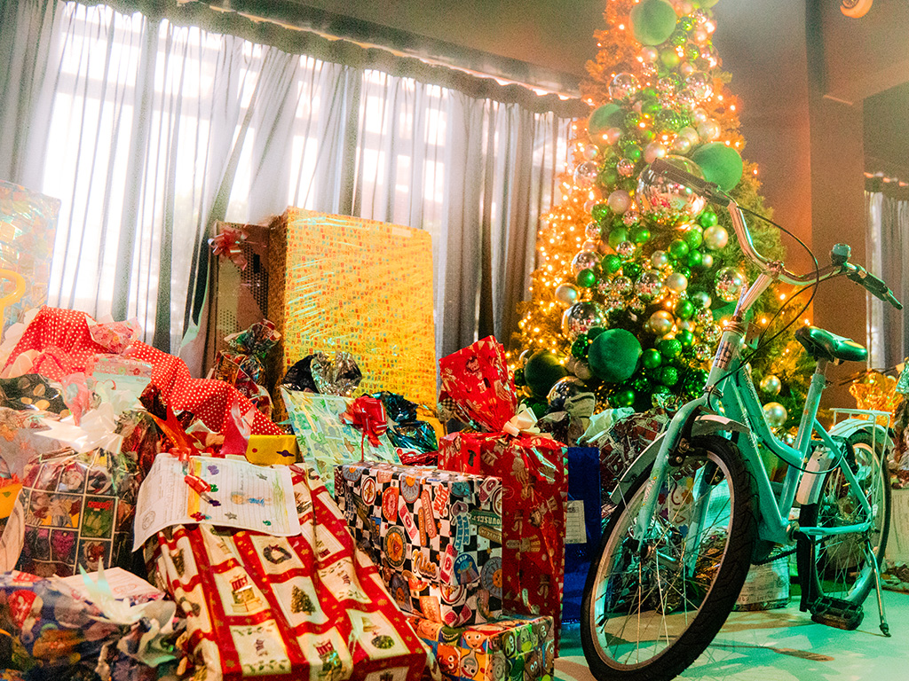 Ação de natal dos Correios no Centro Cultural - Foto 5