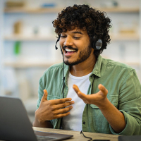Atendimento digital ou presencial? Como escolher o melhor canal para cada necessidade