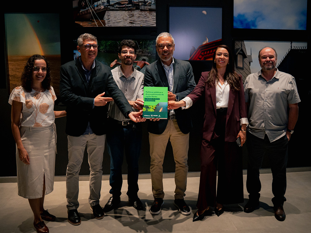 Lançamento do livro “Políticas Públicas e Desenvolvimento da Região Norte: A atuação do Banco da Amazônia” - Foto 13