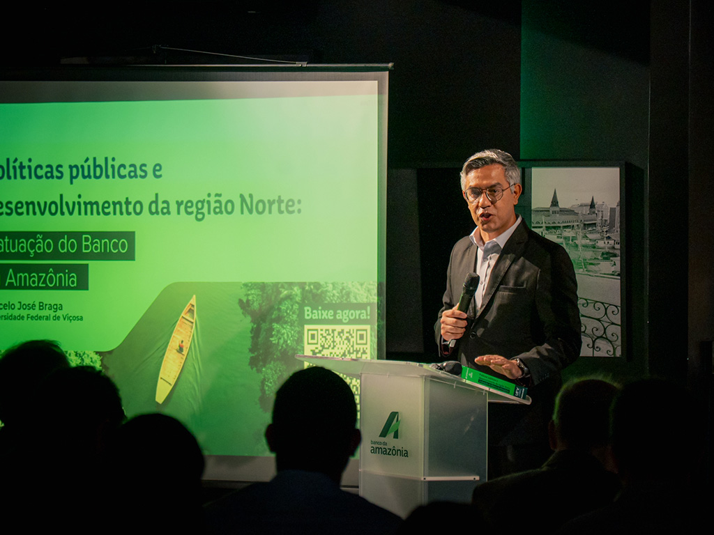 Lançamento do livro “Políticas Públicas e Desenvolvimento da Região Norte: A atuação do Banco da Amazônia” - Foto 11