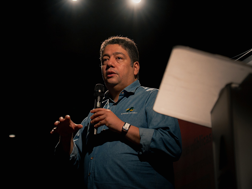 Lançamento do livro “Políticas Públicas e Desenvolvimento da Região Norte: A atuação do Banco da Amazônia” - Foto 3