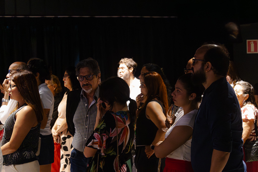 Vernissage – Exposição “Trabalhadores” - Foto 17