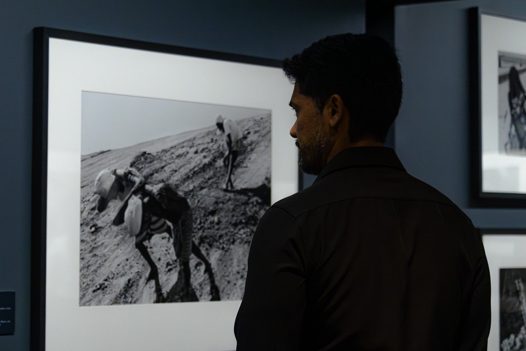 Vernissage – Exposição “Trabalhadores” - Foto 25