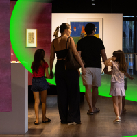 Um olhar guiado pela sensibilidade: a importância das visitas mediadas para compreender a nossa arte